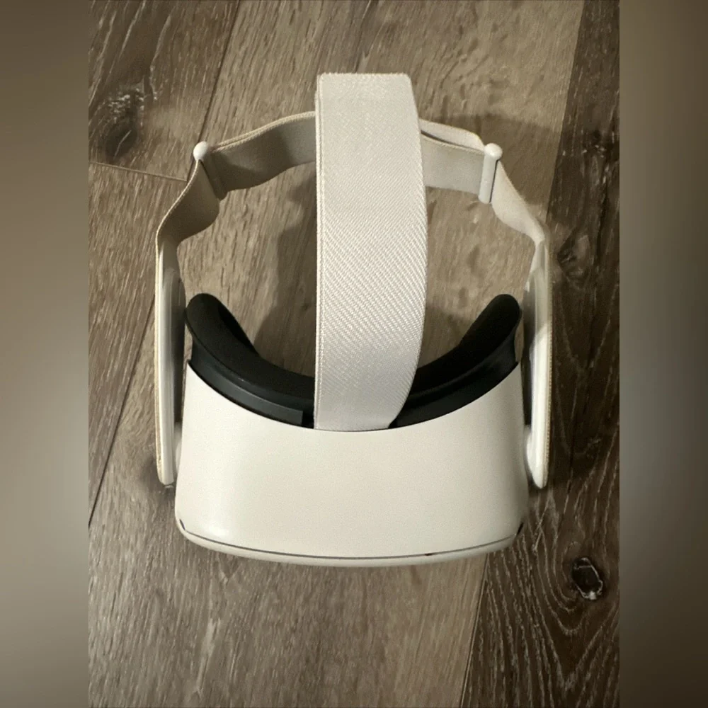 Meta Oculus Quest 2 256GB Multiple Games Included (READ DESCRIPTION)